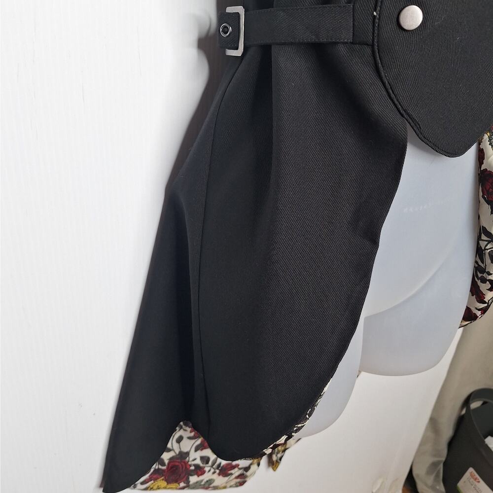 Hot Topic Snap Split-Back Long Vest Waistcoat L S… - image 9